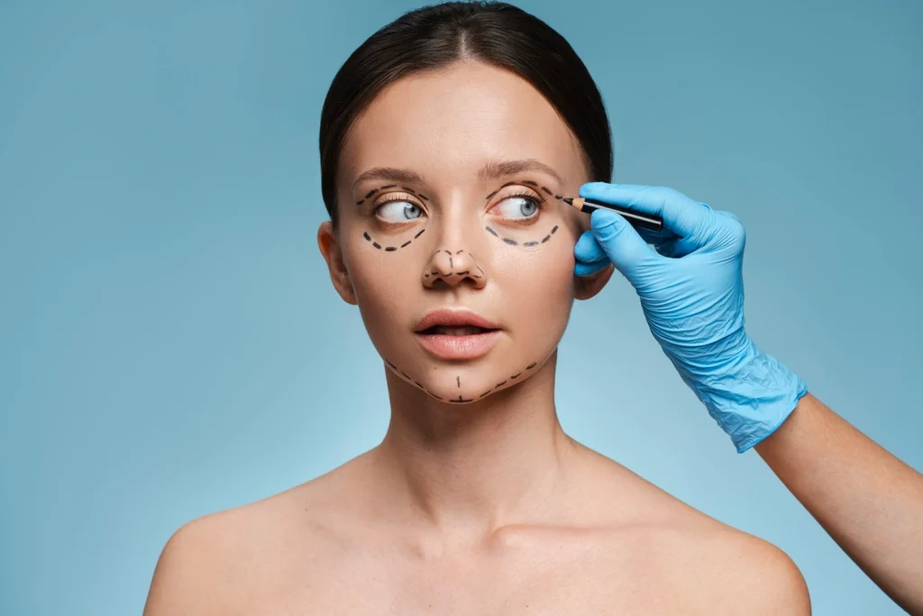 Oculoplasty services in pune